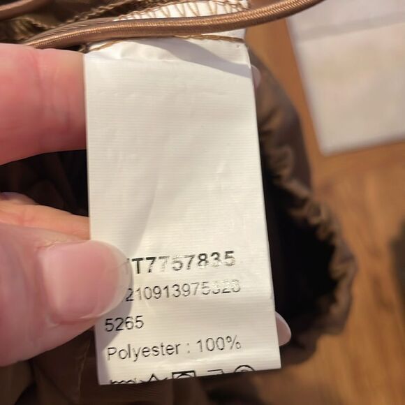 Lightweight Brown Raincoat size large - Picture 9 of 9